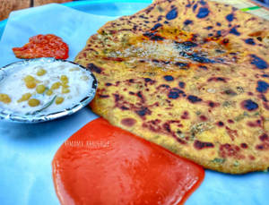Methi Paratha(Boondi Raita not included)