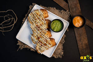 Garlic Cheese Baked Bread