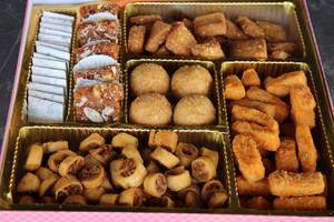 Bhaji Box [6 Khana, 1 Kg]