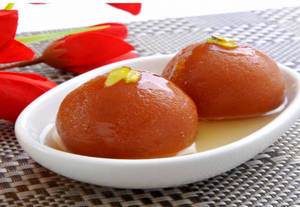 Hot Gulab Jamun [2 Pieces]