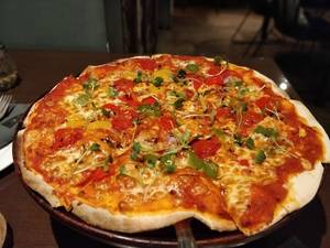 Farmhouse Pizza Vegetarian