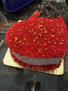 Special Heart Shape Cake(Specially For Anniversary ) (500 gms)