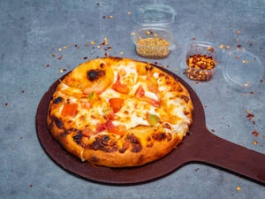 7" One Love Tomato Pizza