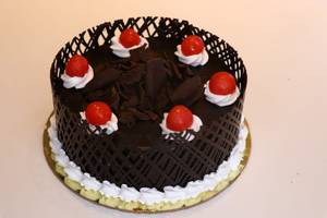Black Forest Cake ( Half Kg )