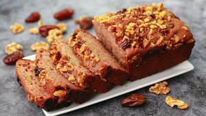 Dates and walnut cake  130 gms