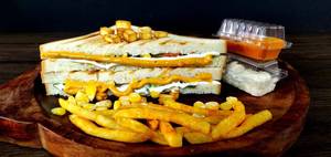 Veg Sandwich With French Fries [Regular]