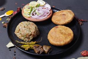 Deep Fried Litti With Chokha (big Size Litti)