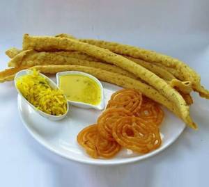 Vanela Gathiya (250 Gm) + Jalebi (100 Gms) (ghee)