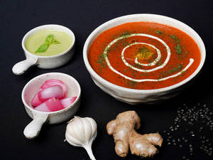 Dal Makhani (makhan Mar Ke)
