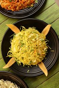 Theley wali Chowmein