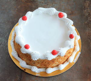 Eggless Butterscotch Cake (1 Kg)