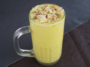 Kesar Pista Lassi