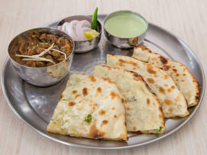 Chana Kulcha Meal