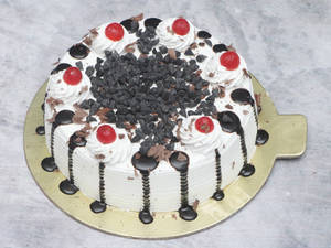 Black Forest Nuts Cake 