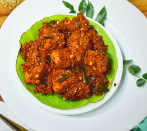 Kerala Chicken Fry [8 Pcs]