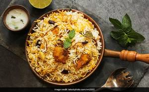 Chicken Dum Hyderabadi Biryani