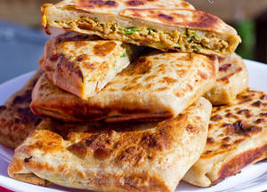 Chicken Keema Kulcha