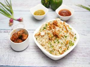 Chicken Fried Rice and Chicken Manchurian [4 Pieces]