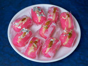 Sand Piece Pink (1 Kg)