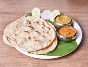 Roti Curry (2 Pcs)