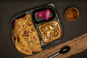 Dal Makhani With A Choice Of Bread