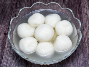 Sponge Rasgulla