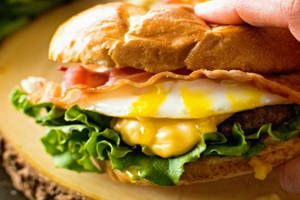 Smoked Farm House Burger.