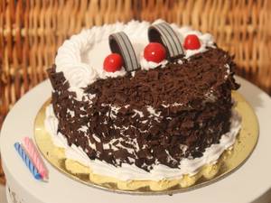 Black Forest Cake [Half Kg]