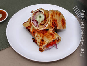 Chicken Cheese Kathi Roll