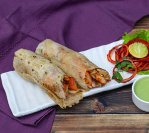 Veg chicken tikka roll