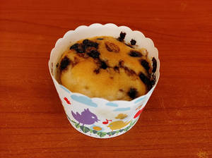 Vanilla Chocolate Chips Muffin