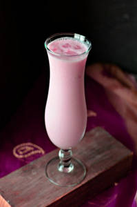Gulab Lassi