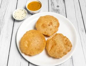 2 Poori Sambhar-