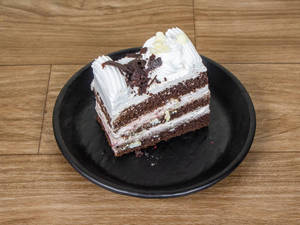 German Black Forest Pastry(1 Pc)