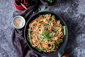 Veg Chow mein Dry