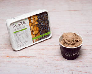 Choco Almond Ice cream (500 gm Pack)