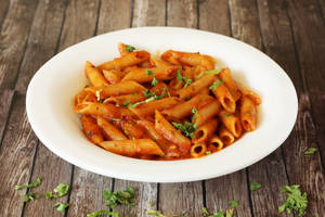Veg Penne Pasta in Red Sauce