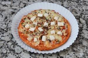Veg Paneer Pizza (Small)
