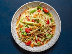 Thai Raw Papaya Salad