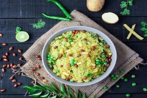 Aloo Mutter Poha (Protien And Fiber Rich)