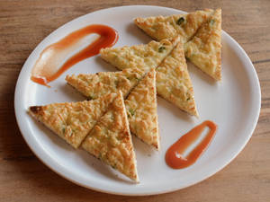 Open Cheese Chilli Toast