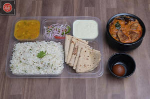 Dum Aloo Panjabi Thali