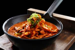 Chicken Tikka Butter Makhani Gravy (Full Portion)