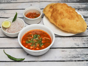 Single Bhatura + Chole + Pickle + Onion       