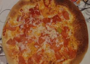 13 Tomato Pizza