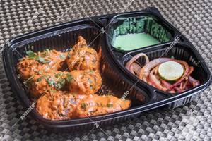 Tandoori Momos (Veg) (6Pcs)