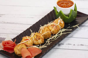 Chicken Fried Momos With Cheese Dip (6 Pcs)