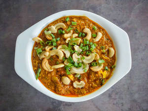Kaju Curry