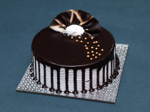 Midnight Chocolate Cake (eggless)