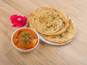 Chaap Masala + 2 Laccha Paratha